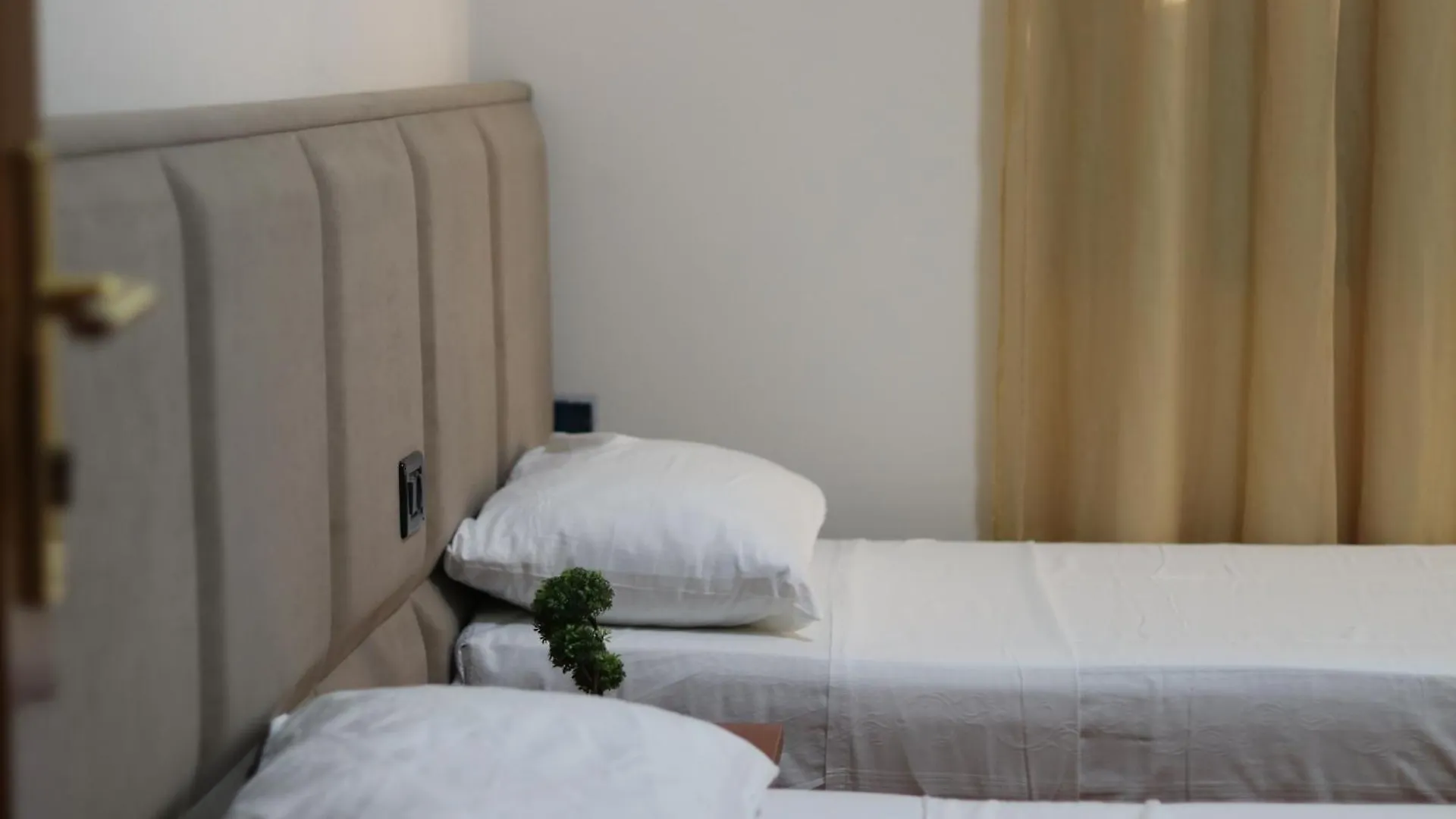 Aparthotel Vila Bajrami Vlorë