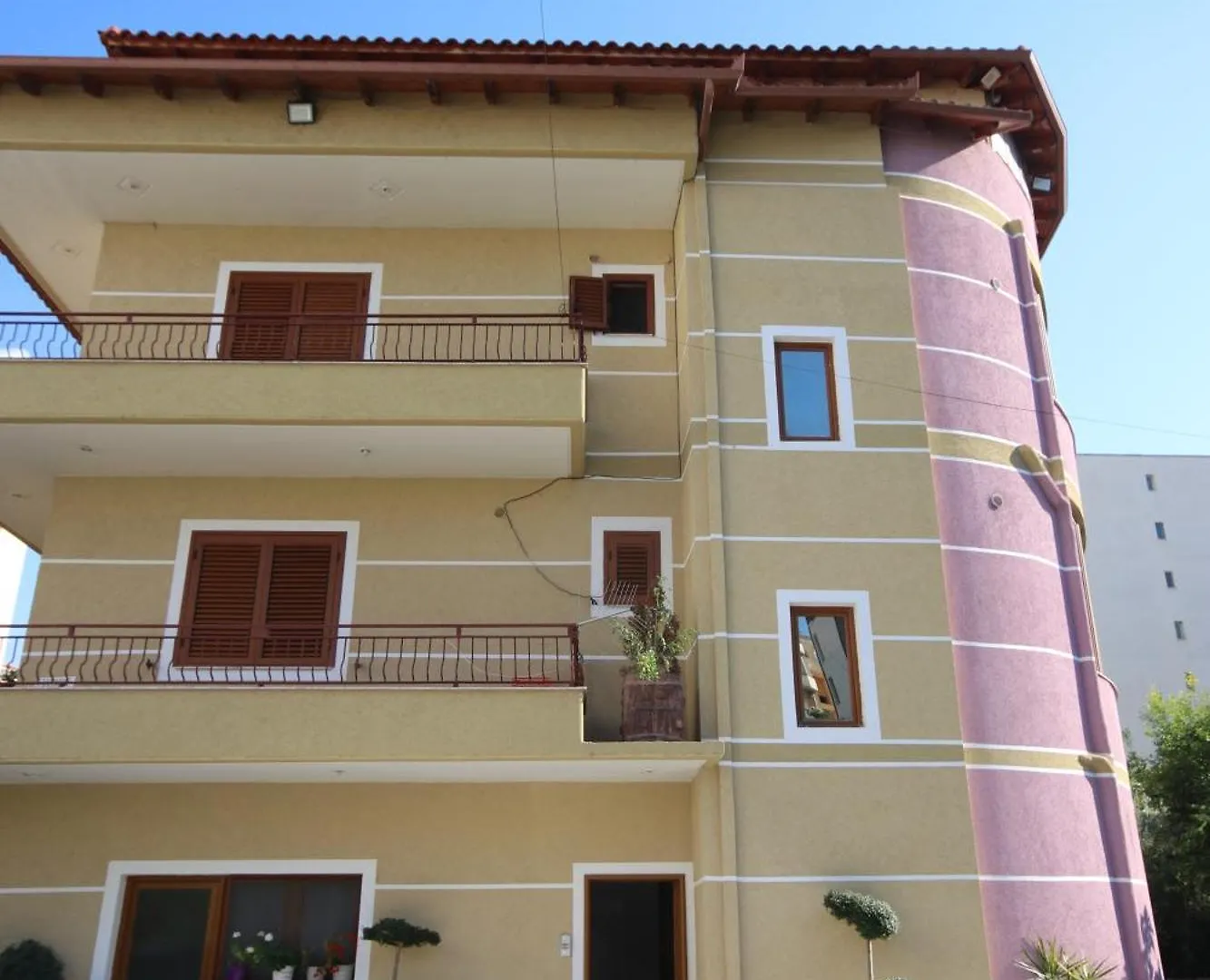 Vila Bajrami Vlorë Aparthotel